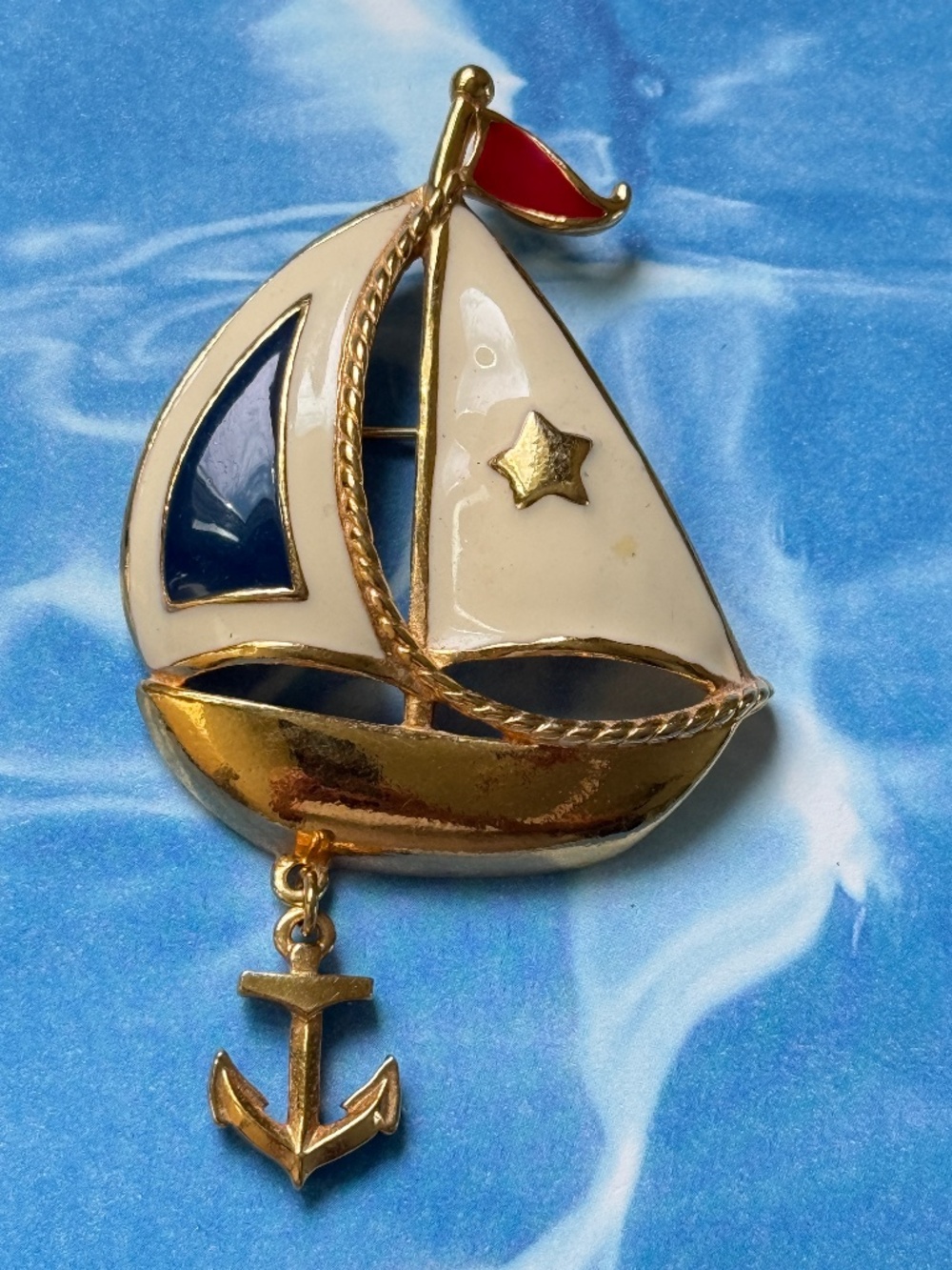 VINTAGE AVON Enamel Patriotic Sailboat and Dangling Anchor Brooch